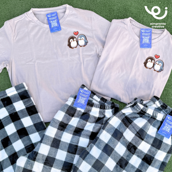 DÚO DE PIJAMAS PARA PAREJAS NAVIDEÑAS