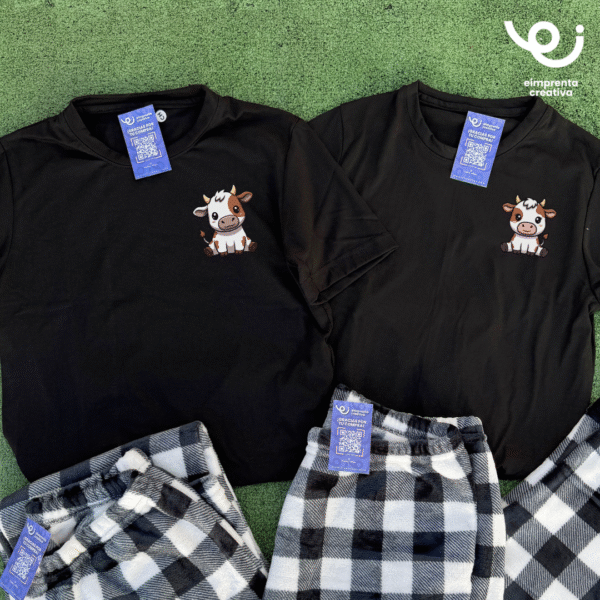 DÚO DE PIJAMAS PARA PAREJAS NAVIDEÑAS