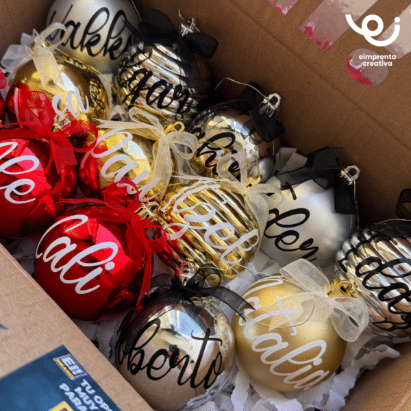 37 MINI ESFERAS DE COLORES