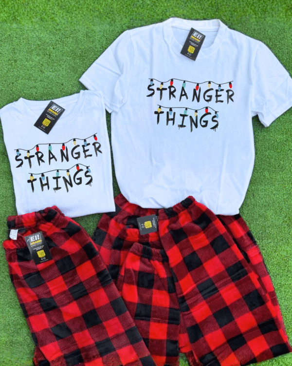 DÚO DE PIJAMAS PARA PAREJAS NAVIDEÑAS